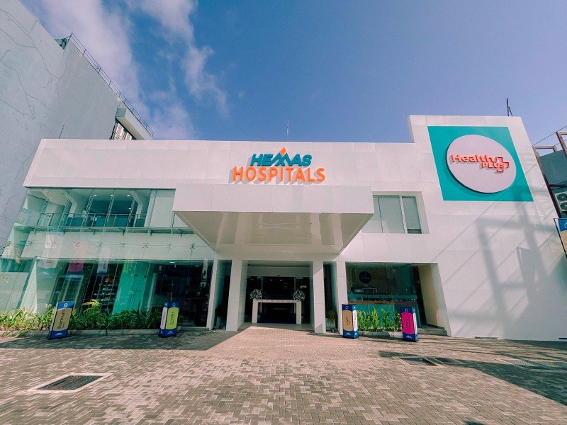 Hemas Hospitals building entrance
